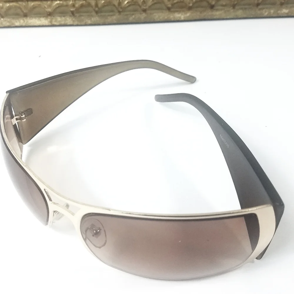 Fashion Sunglasses, Rose lens, and Gold Chrome - Picture 2 of 4